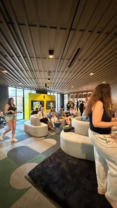 Pluto Lounge